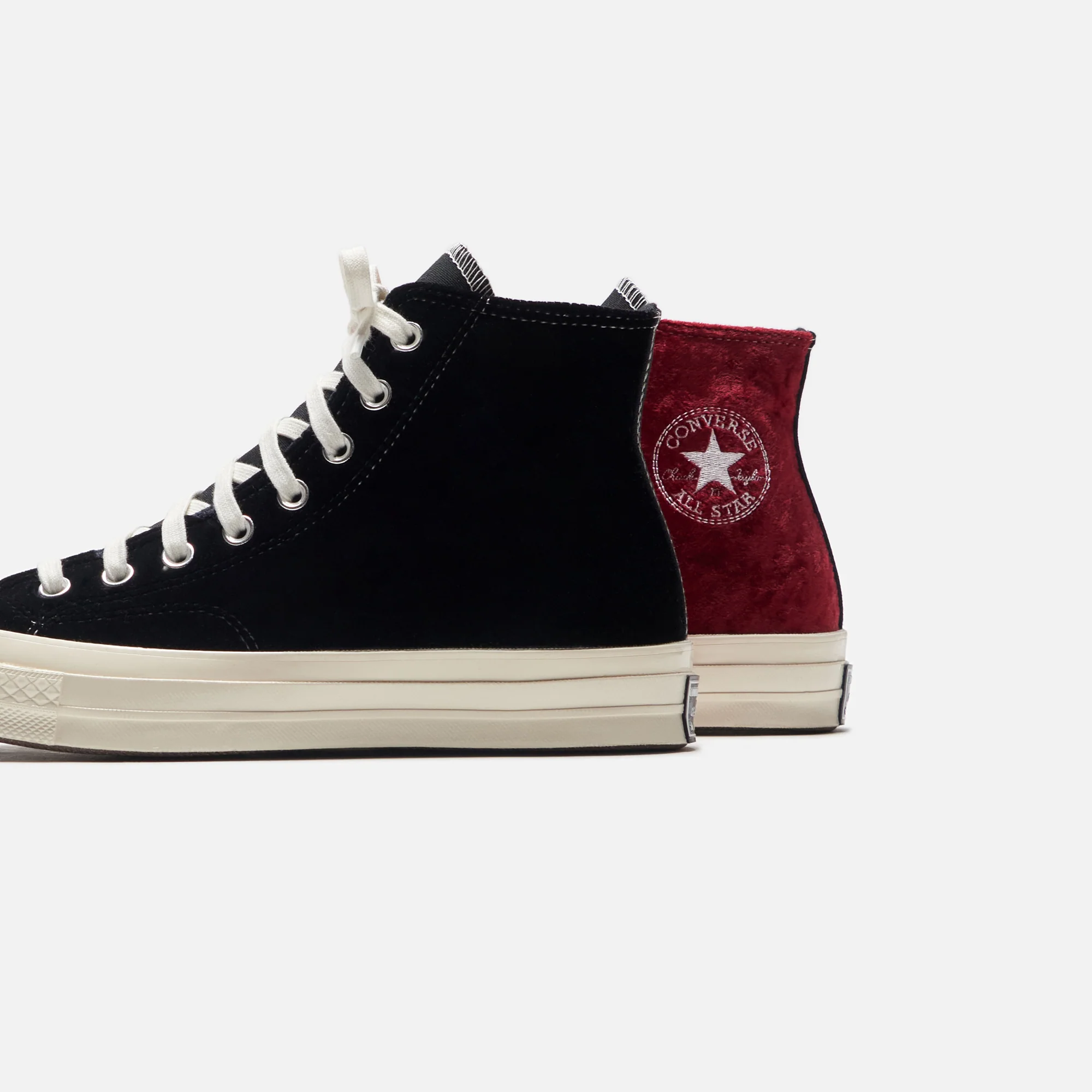 Converse Chuck 70 Beyond Retro Velvet - Black / Red / Egret - Image 3