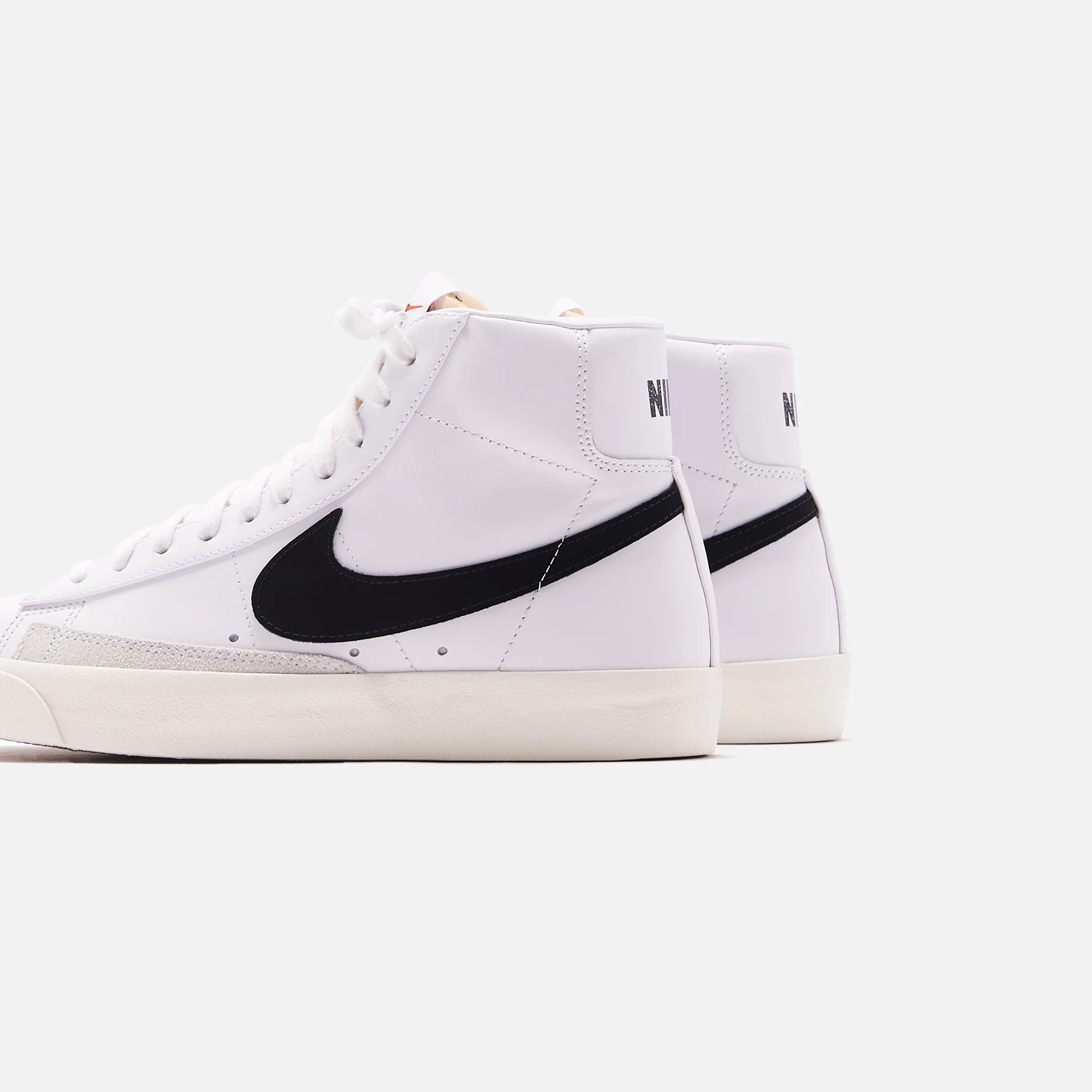 Nike Blazer Mid '77 - Vintage White / Black - Image 4
