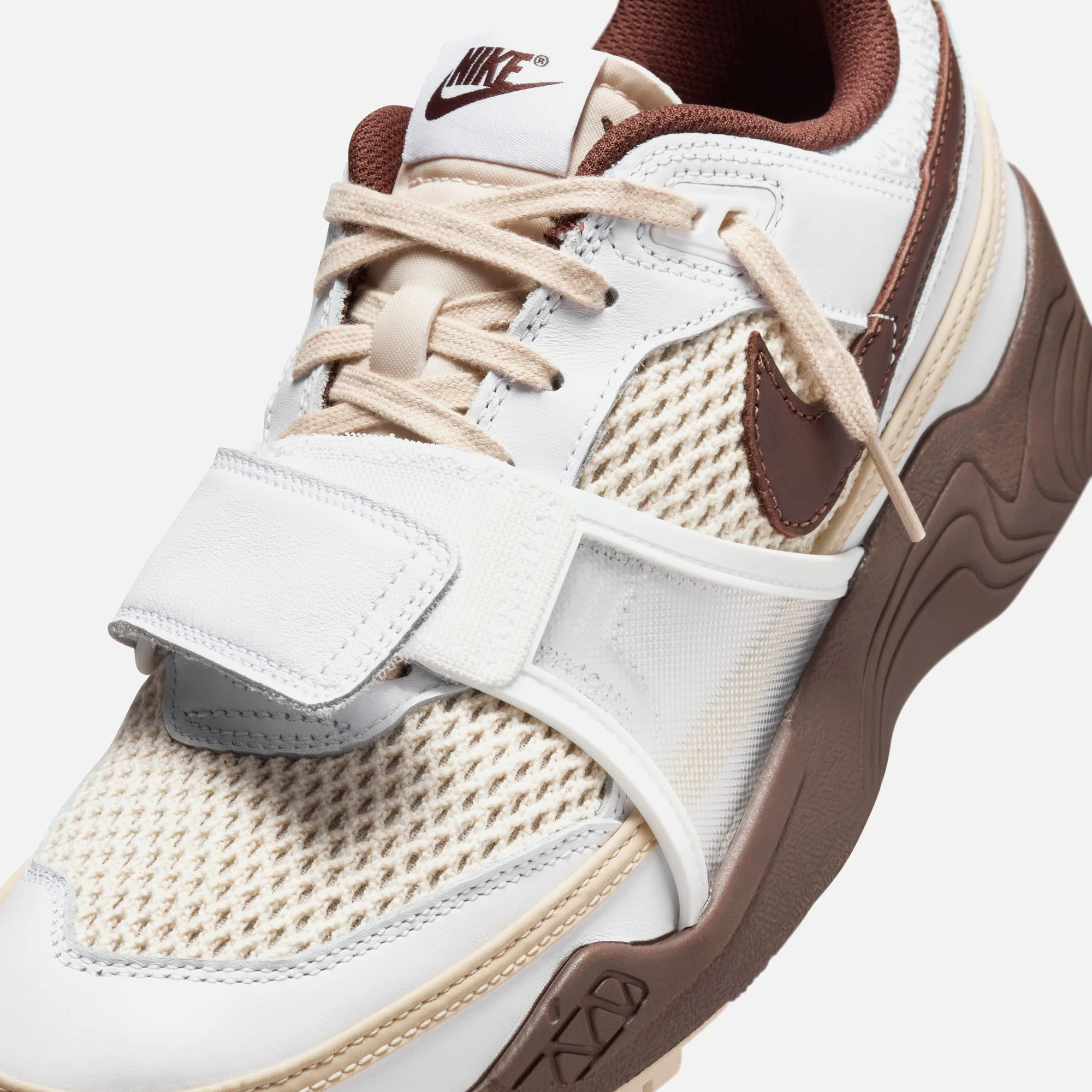 Nike x Travis Scott Jumpman Jack Zoom Field Jaxx - White / Light Chocolate - Image 7